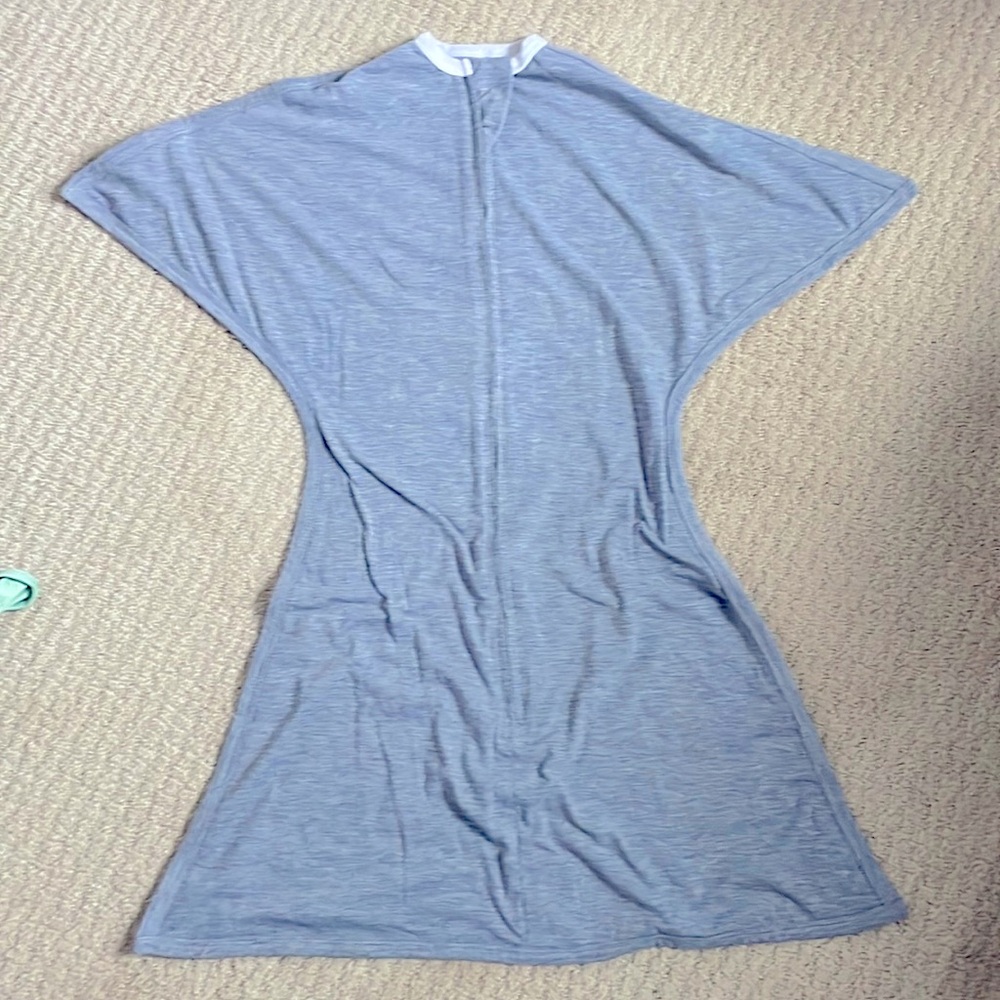Sleeping baby Zipadee - Zip swaddle transition